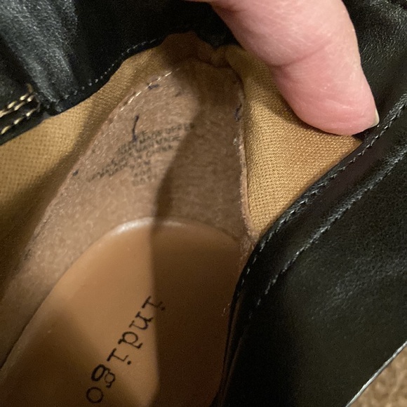 INDIGO RD. FLOWERED FABRIC ANKLE BOOT. SIZE 7.5. Too cute!!!!! EUC - Picture 11 of 12